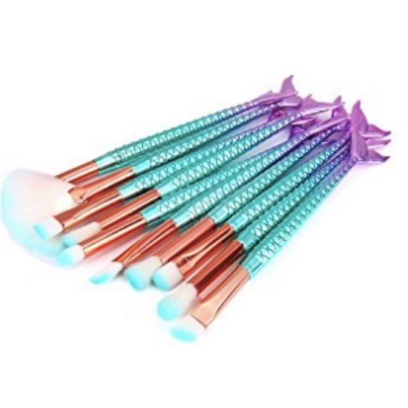 11 Piece Mermaid Makeup Brush Set - Picture 6 of 6